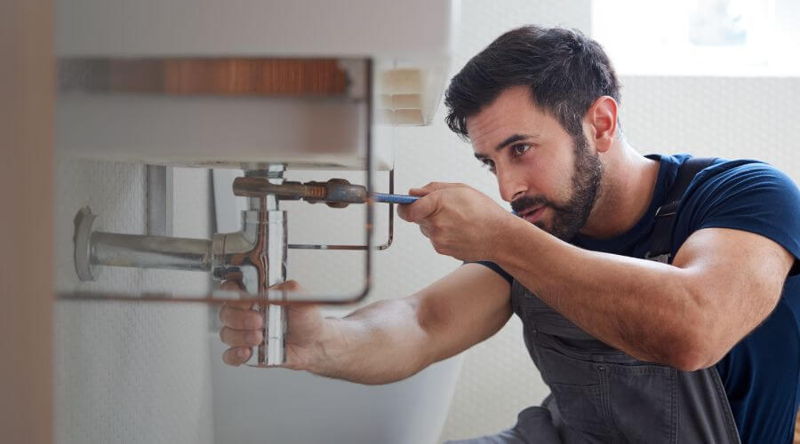 Local water heater installation in Okauchee, WI